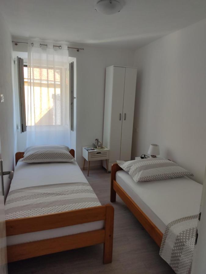 Apartment Zagalo *