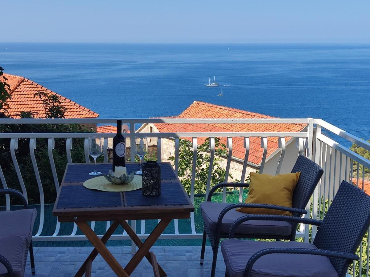 Zagalo * Sveta Nedelja (Hvar)